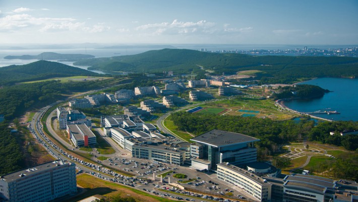 俄罗斯远东联邦大学