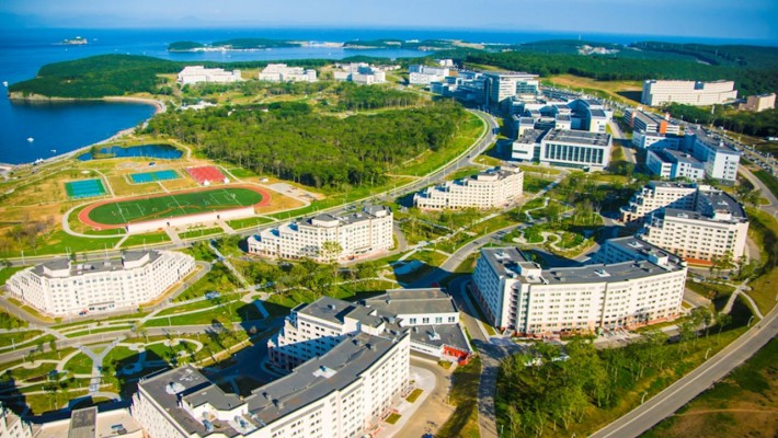 俄罗斯远东联邦大学